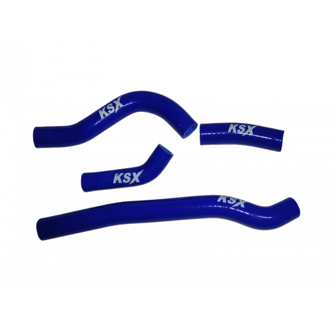 Leicht flexibler Silikon Kühlerschlauch in blau mit einem Innendurchmesser  von 22 mm, einer Wandstärke von 5 mm und einer Länge von 1000 mm.